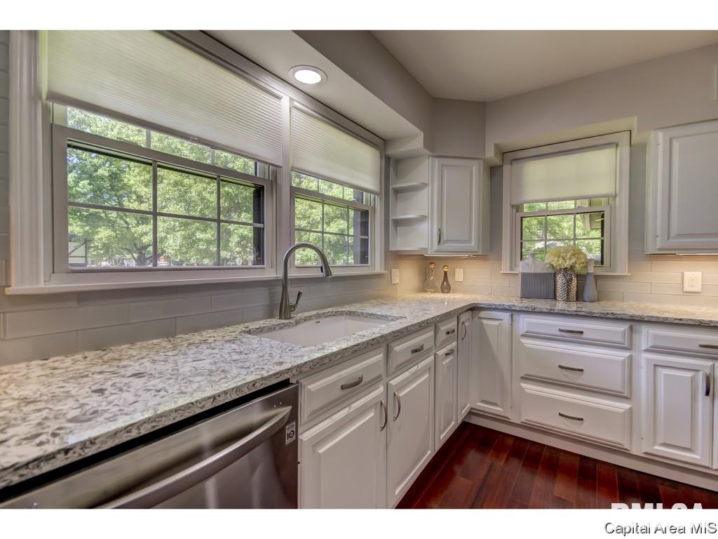 100 Pinehurst Drive Springfield, IL 62704 - Photo 21 of 36