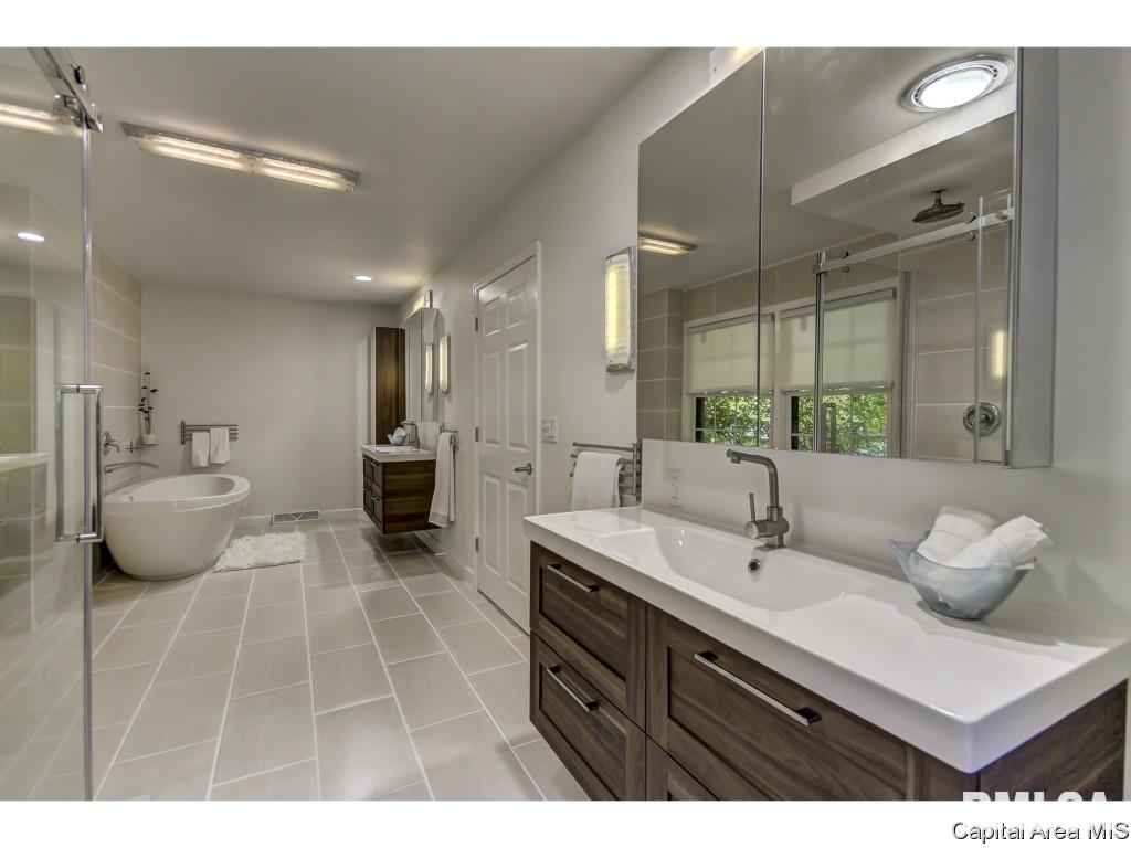 100 Pinehurst Drive Springfield, IL 62704 - Photo 25 of 36