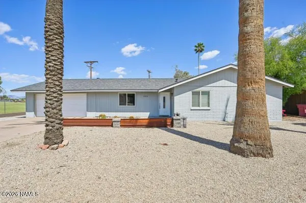 $2,050 | 2045 North 68th Street, Scottsdale, AZ 85257