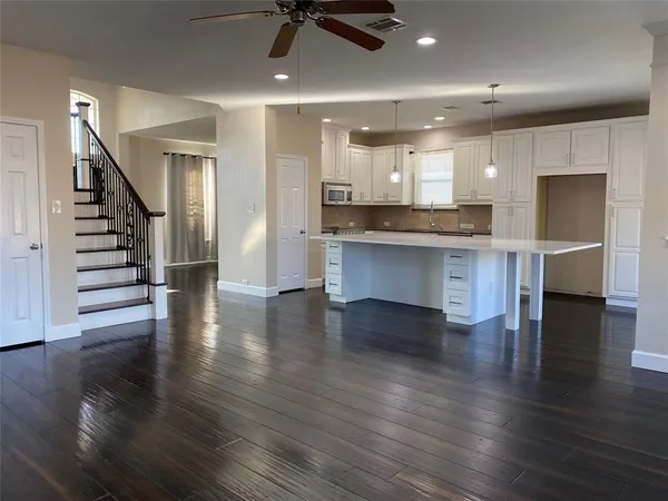$3,700 | 2920 Pinehurst Lane, Grand Prairie, TX 75104