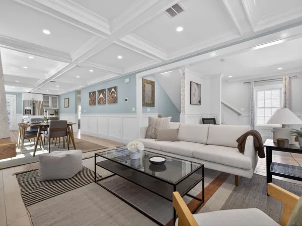 $1,250,000 | 57 Farragut Avenue, Unit 2, Somerville, MA 02144