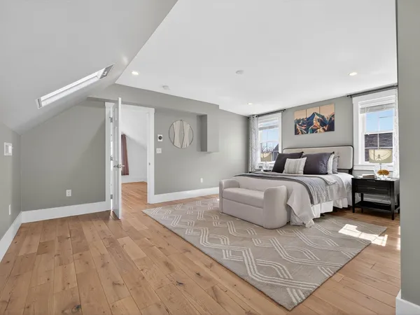 $1,250,000 | 57 Farragut Avenue, Unit 2, Somerville, MA 02144
