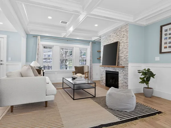 $1,250,000 | 57 Farragut Avenue, Unit 2, Somerville, MA 02144