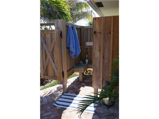 942 Walnut Terrace Boca Raton, FL 33486 - Photo 17 of 25 Additional Photo