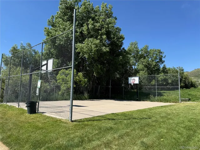 a view of outdoor space