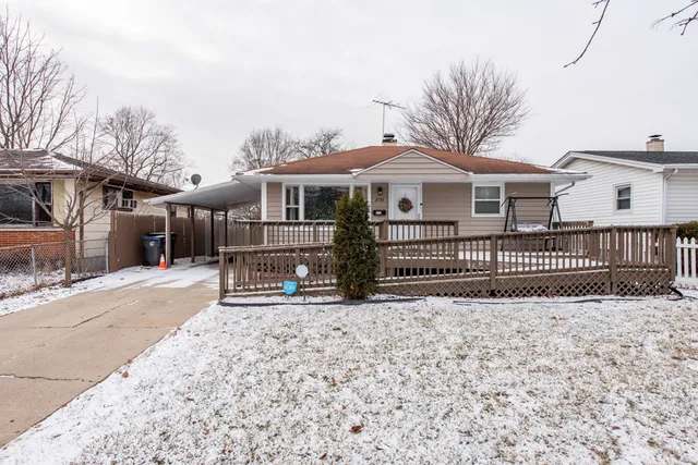 $289,900 | 2732 Ezra Avenue, Zion, IL 60099