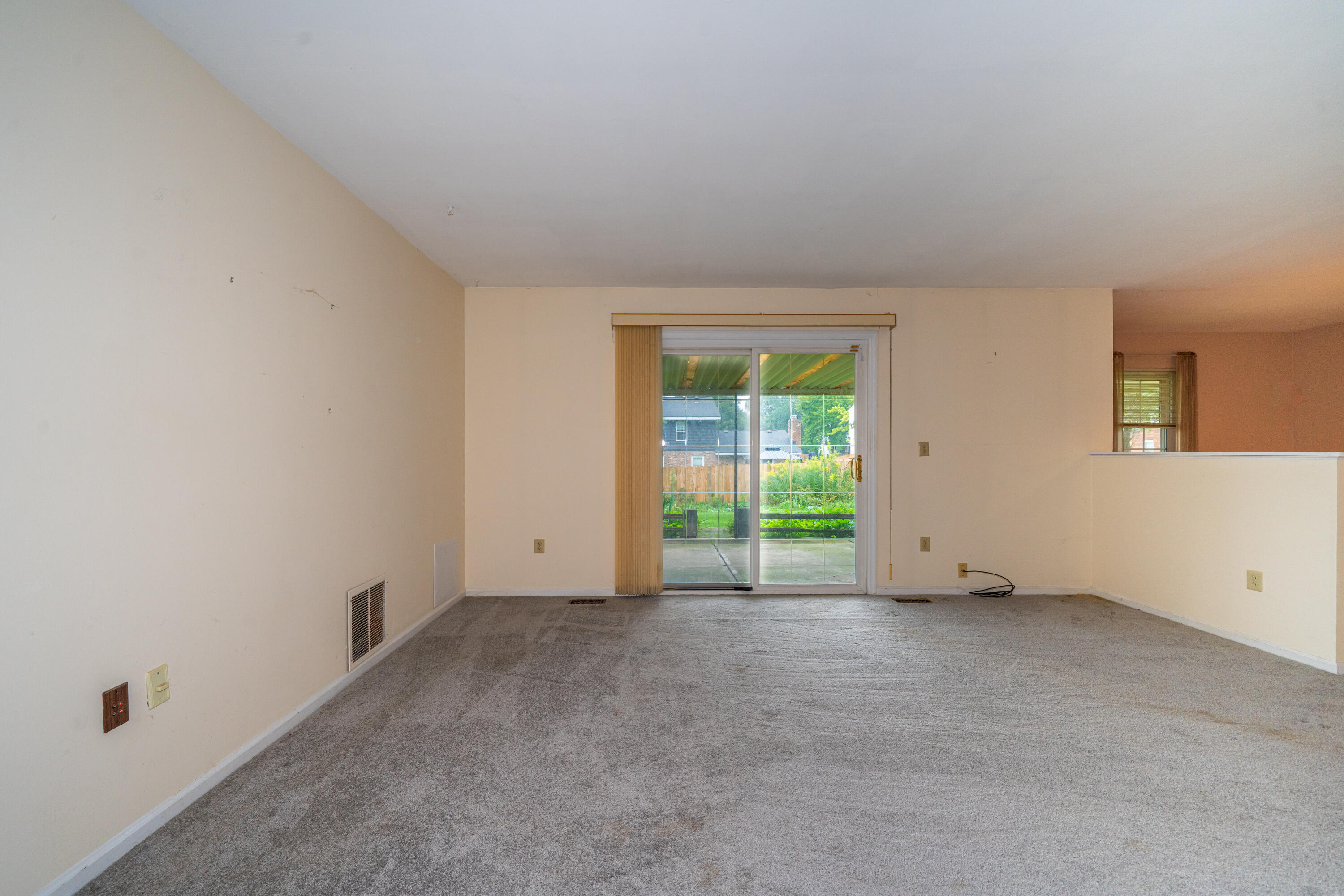 4337 Ridgepath Drive Dayton, OH 45424 - Photo 4 of 52 3