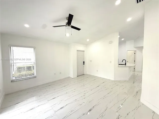 $2,800 | 8989 Northwest 53rd Street, Sunrise, FL 33351