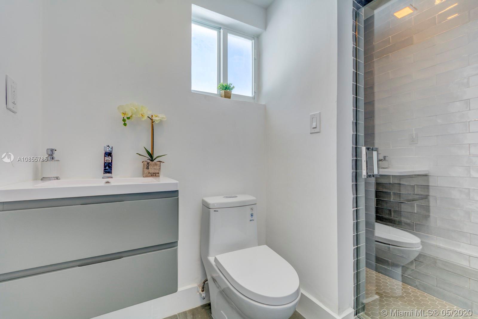 3855 Southwest 1st Street Miami, FL 33134 - Photo 21 of 39