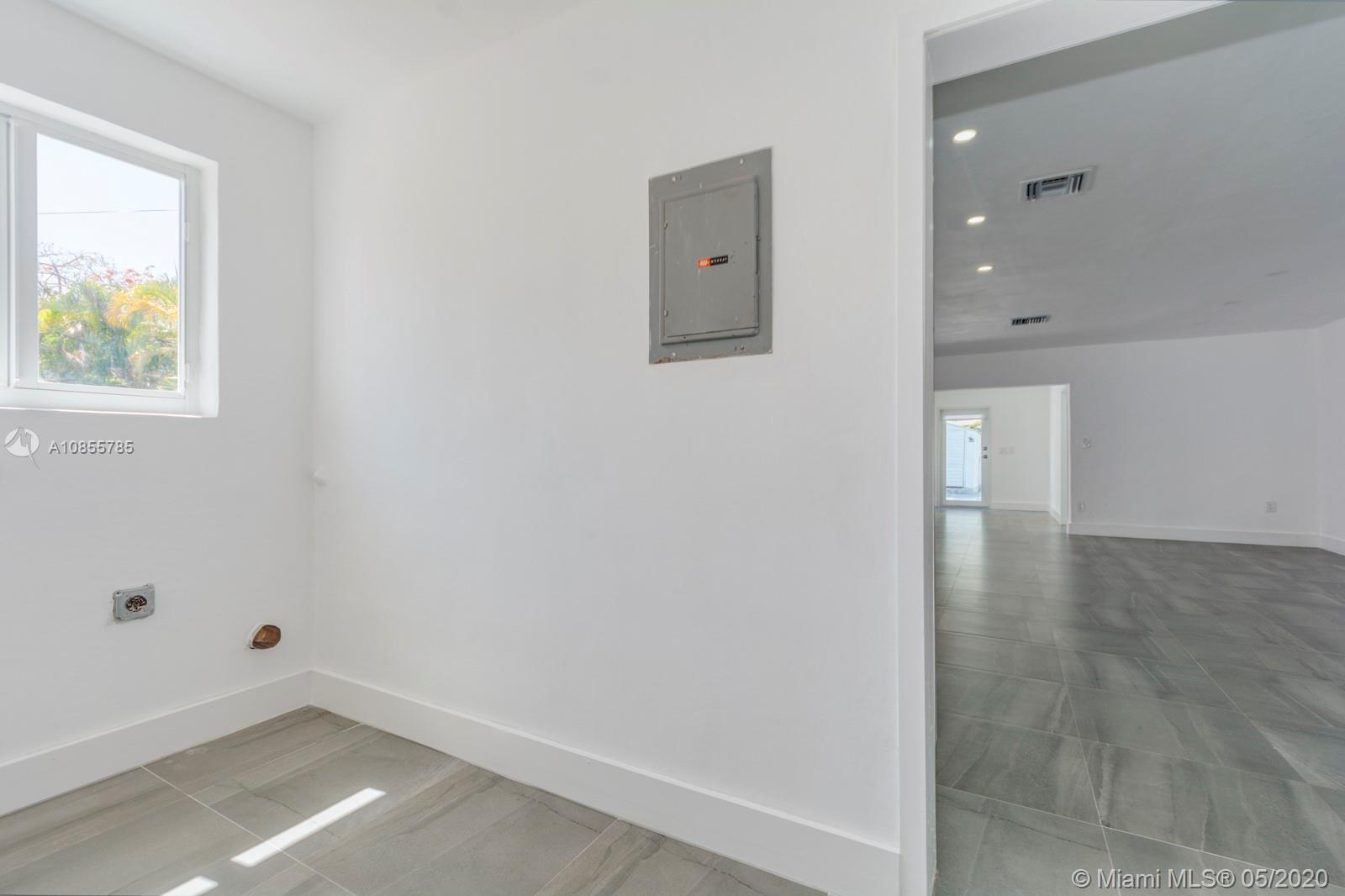 3855 Southwest 1st Street Miami, FL 33134 - Photo 22 of 39