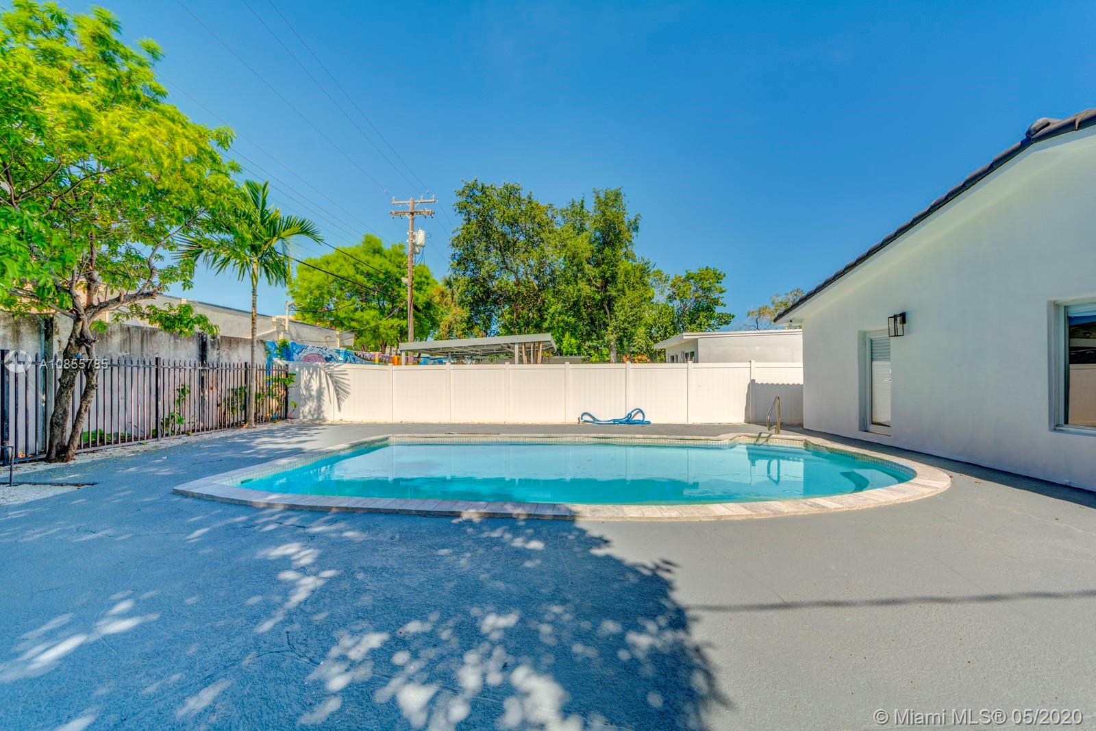 3855 Southwest 1st Street Miami, FL 33134 - Photo 33 of 39