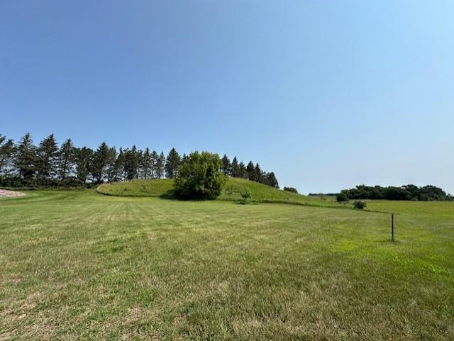 2100 Kalash Road Windom, MN 56101 - Photo 2 of 3