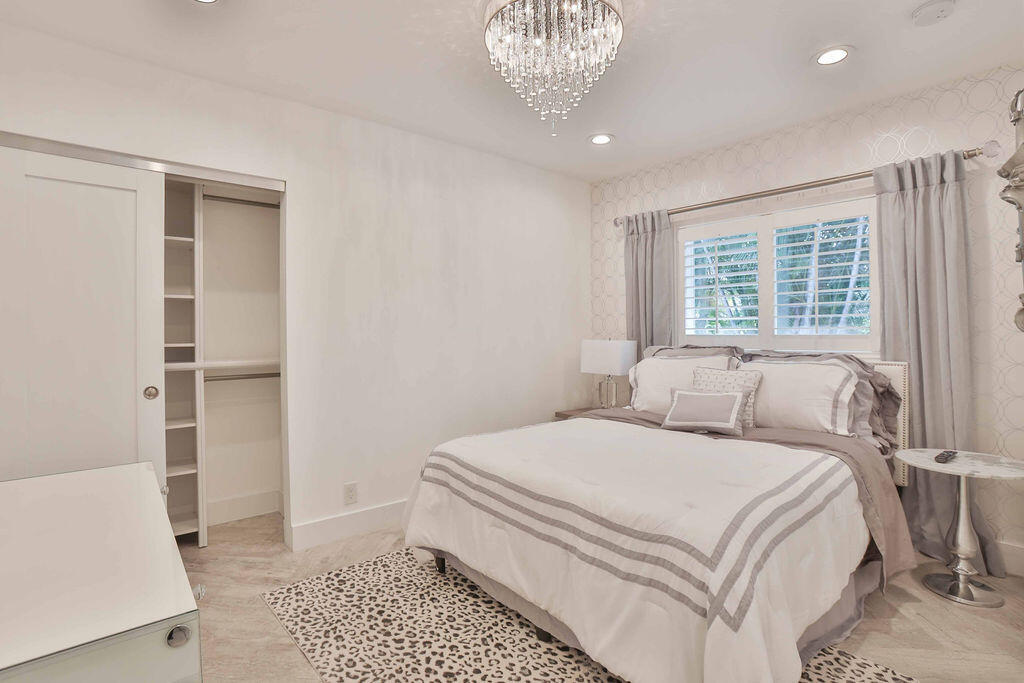 713 Forsyth Street Boca Raton, FL 33487 - Photo 26 of 39 Bedroom Two
