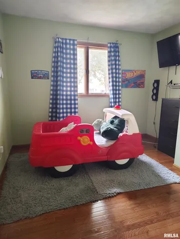 $399,000 | 26588 East Maplewood Lane, Canton, IL 61520