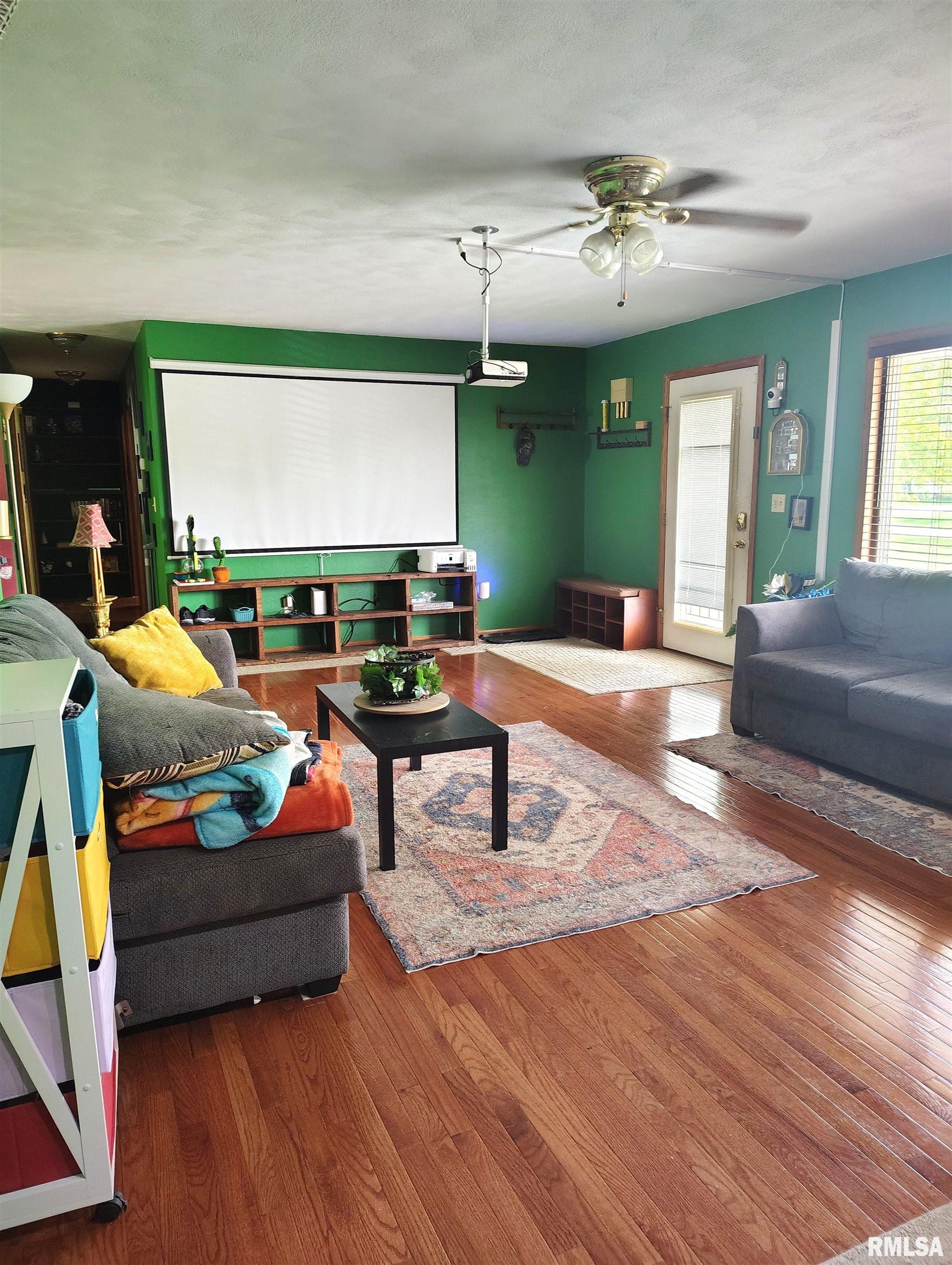 26588 East Maplewood Lane Canton, IL 61520 - Photo 6 of 50