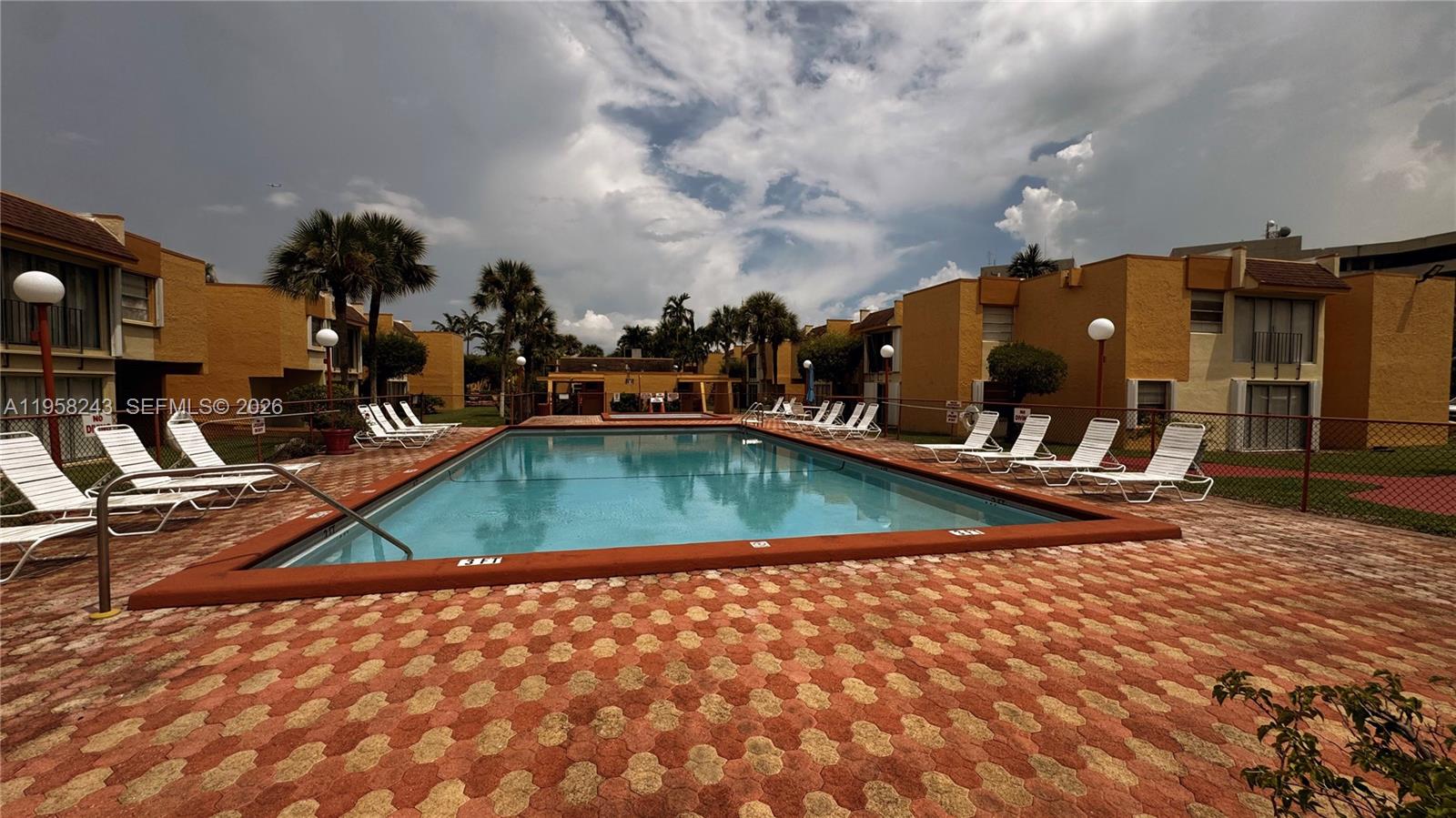 9301 Southwest 4th Street, Unit 114E Miami, FL 33174 - Photo 40 of 46