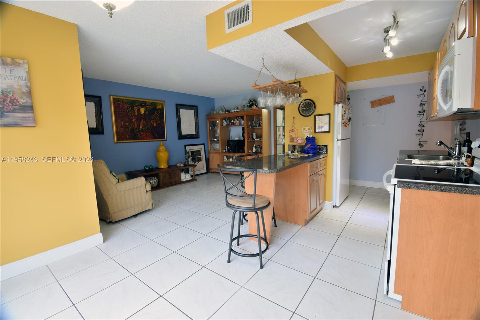 9301 Southwest 4th Street, Unit 114E Miami, FL 33174 - Photo 5 of 46