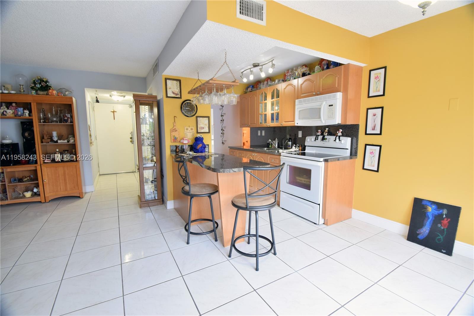 9301 Southwest 4th Street, Unit 114E Miami, FL 33174 - Photo 6 of 46