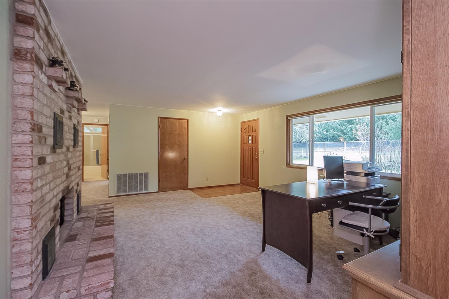 1614 Lampman Road Gold Hill, OR 97525 - Photo 5 of 33 Additional Photo