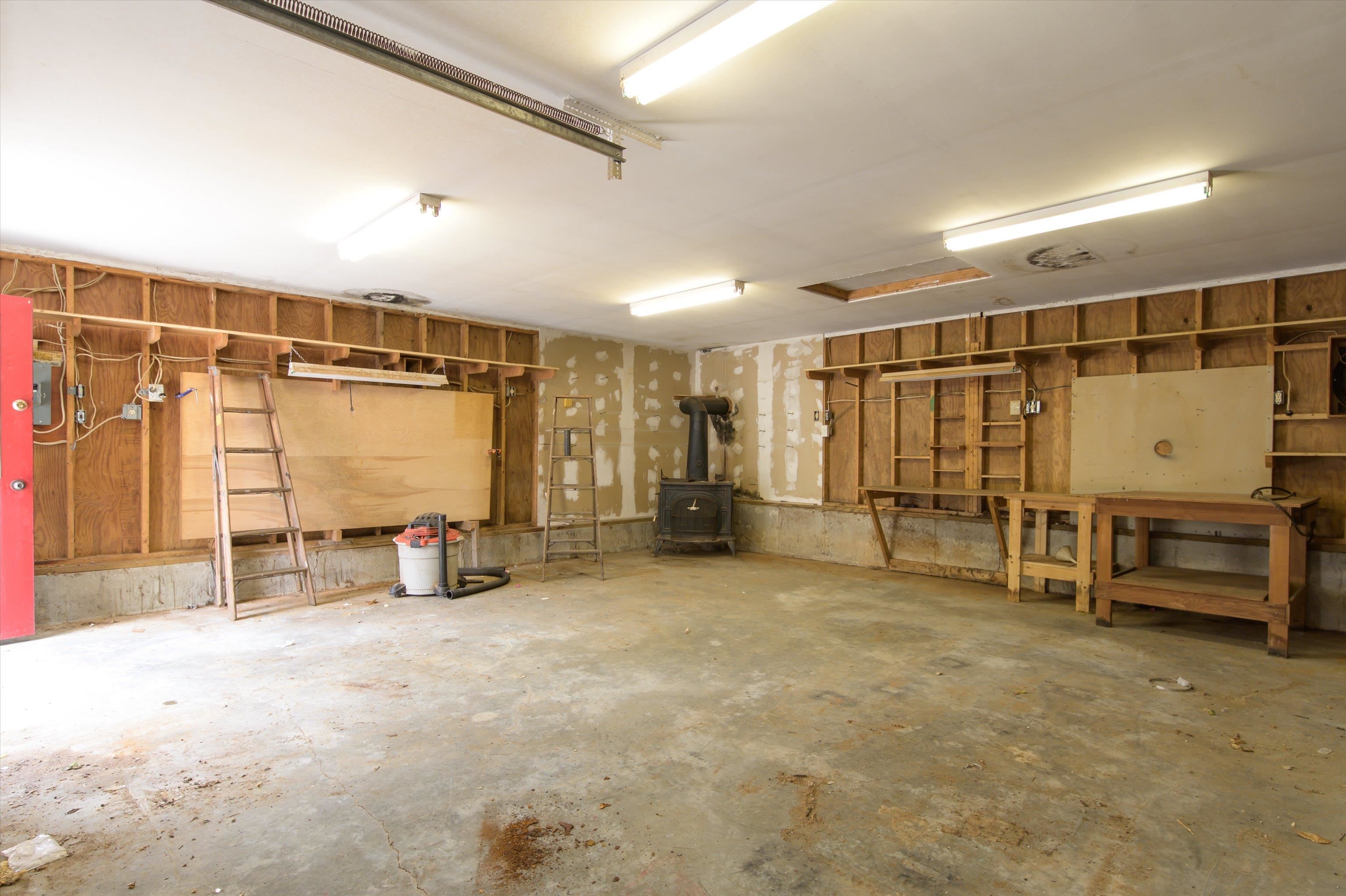 1417 Dublin Road Plymouth, VT 05149 - Photo 22 of 39