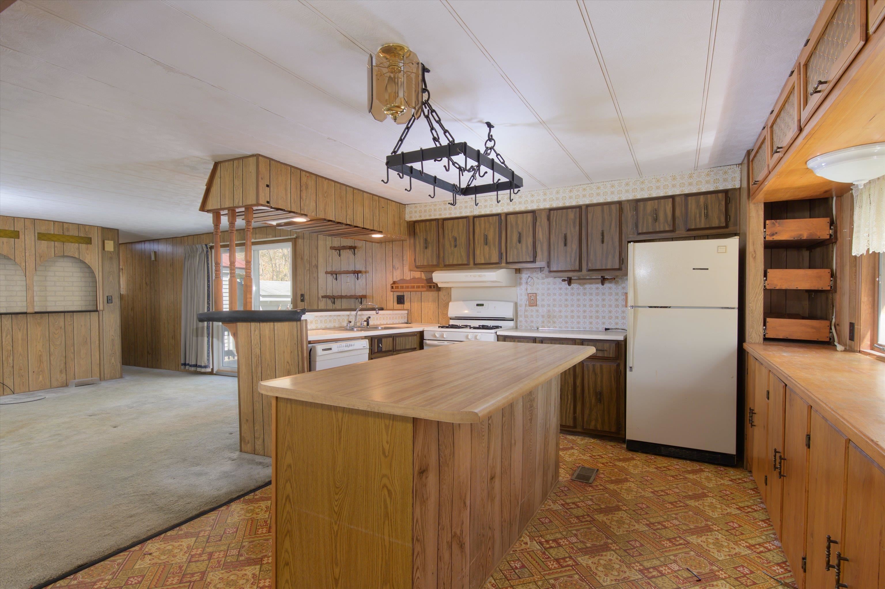 1417 Dublin Road Plymouth, VT 05149 - Photo 6 of 39