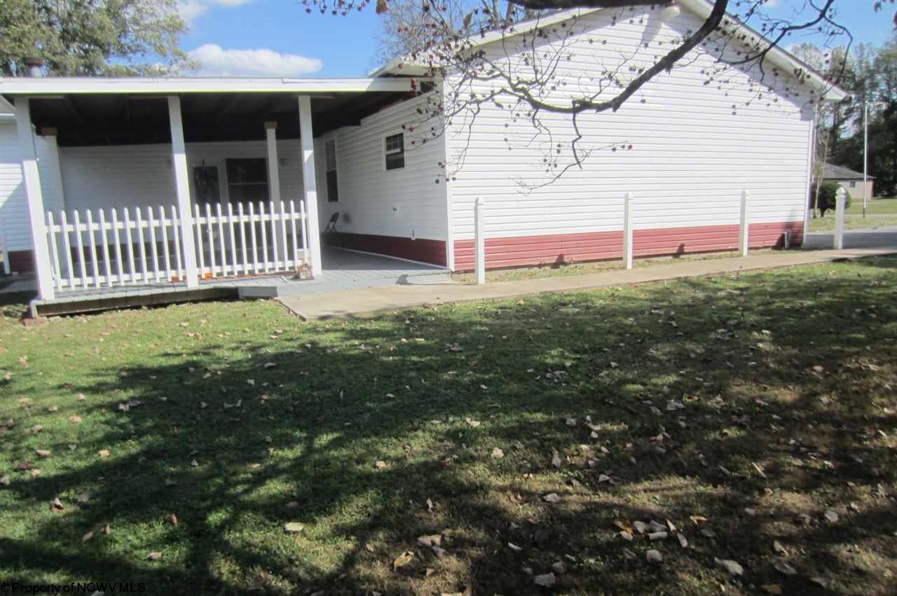 779 Laurel Park Road Clarksburg, WV 26301 - Photo 4 of 20 Gallery Image 4