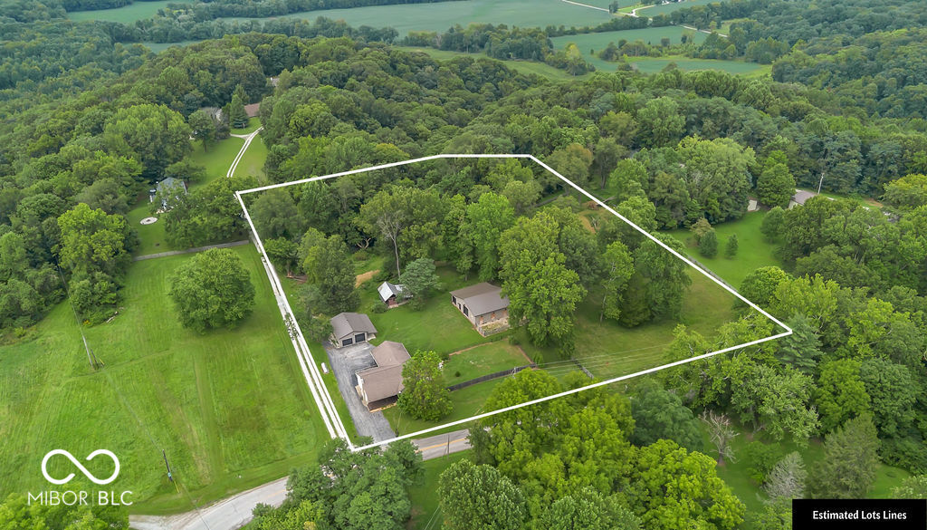 4585 East Robinson Road Bloomington, IN 47408 - Photo 4 of 67 Gallery Image 4