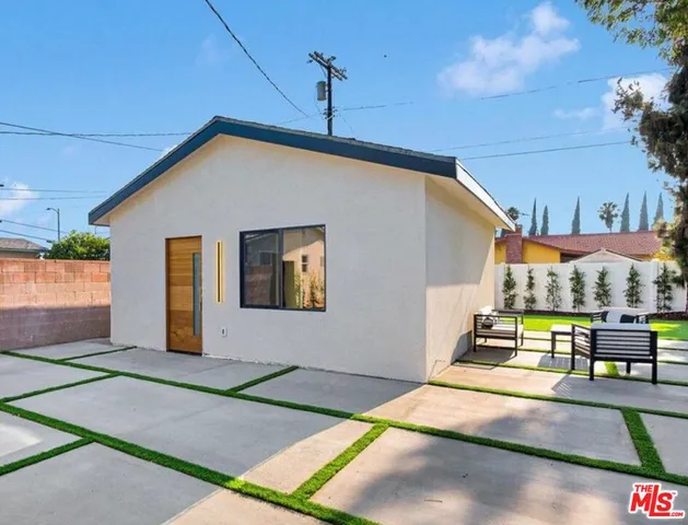 $2,200 | 10507 Dempsey Avenue, Granada Hills, CA 91344