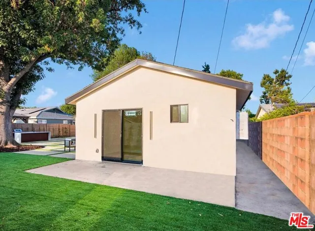 $2,200 | 10507 Dempsey Avenue, Granada Hills, CA 91344