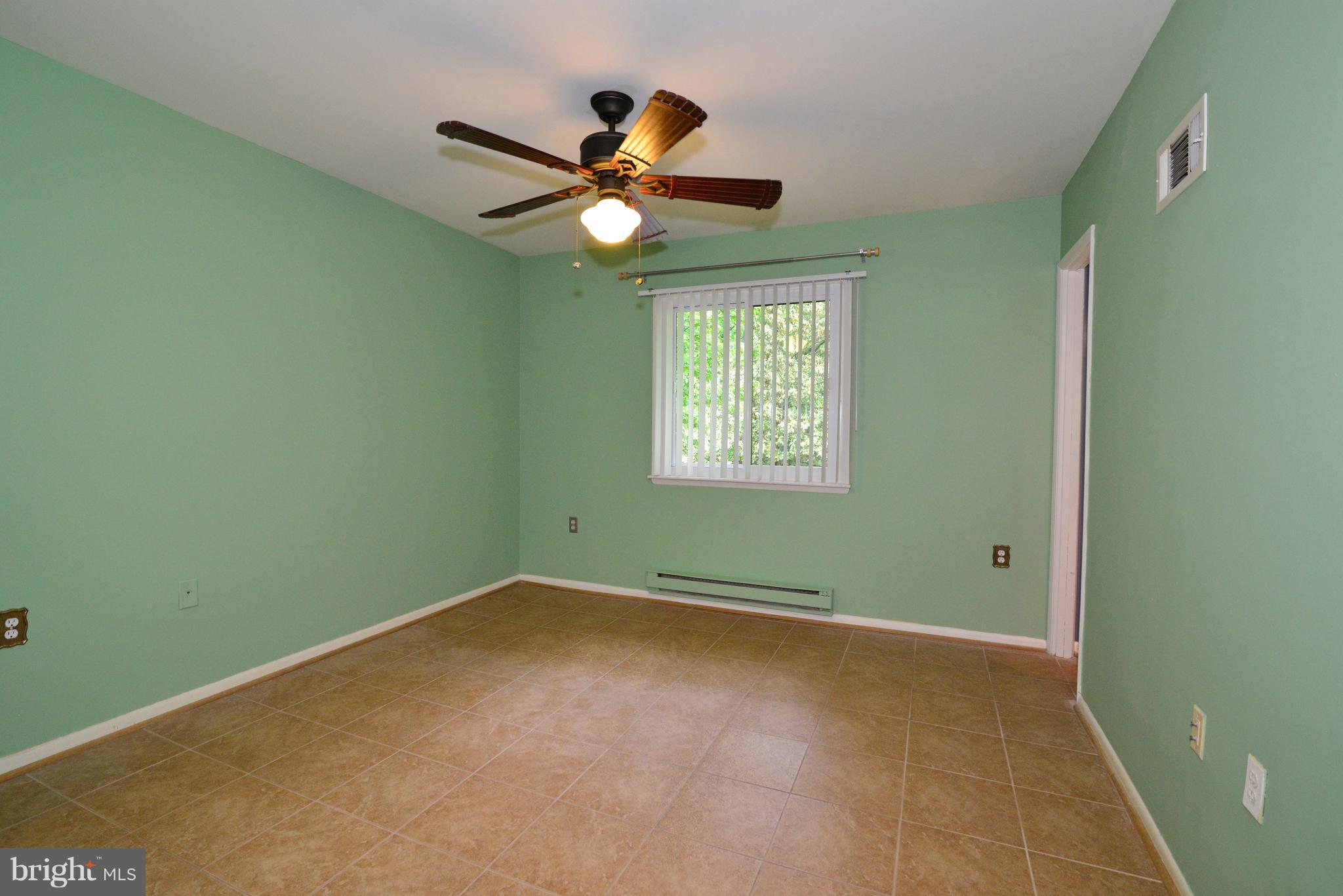 2346 Antiqua Court Reston, VA 20191 - Photo 21 of 27 Bedroom