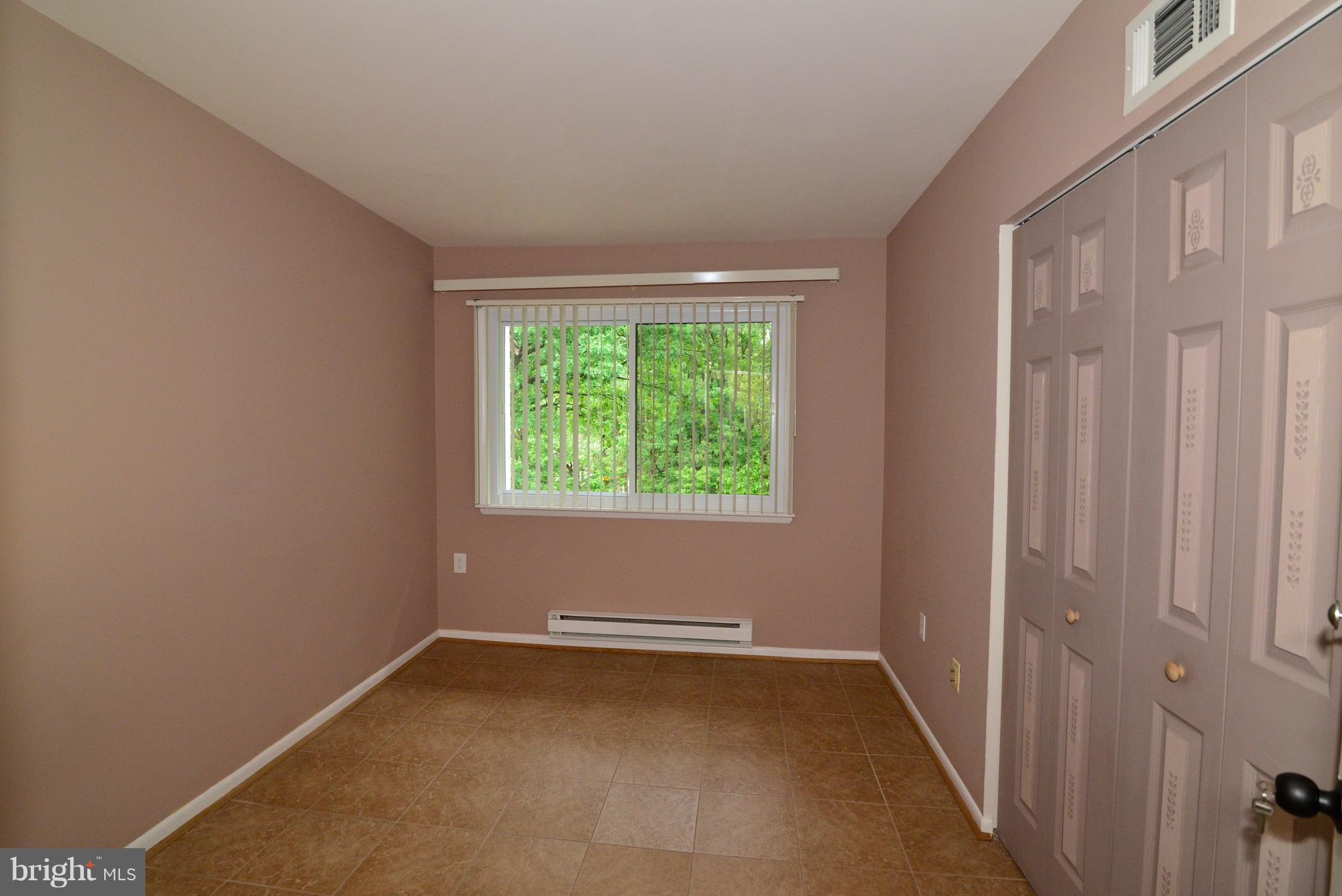 2346 Antiqua Court Reston, VA 20191 - Photo 10 of 27 Bedroom