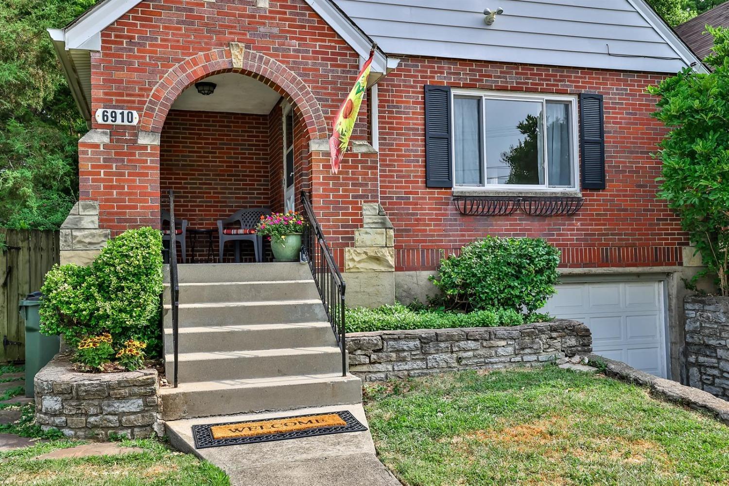6910 Roe Street Cincinnati, OH 45227 - Photo 3 of 28 Gallery Image 3