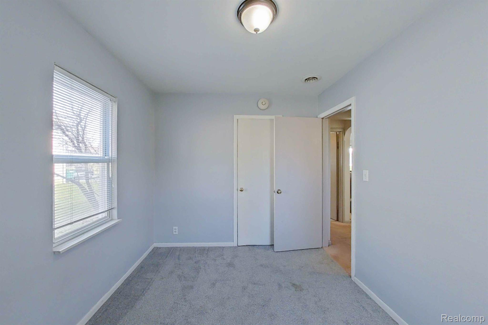 237 Elms Road Flushing, MI 48433 - Photo 25 of 69 Bedroom 2