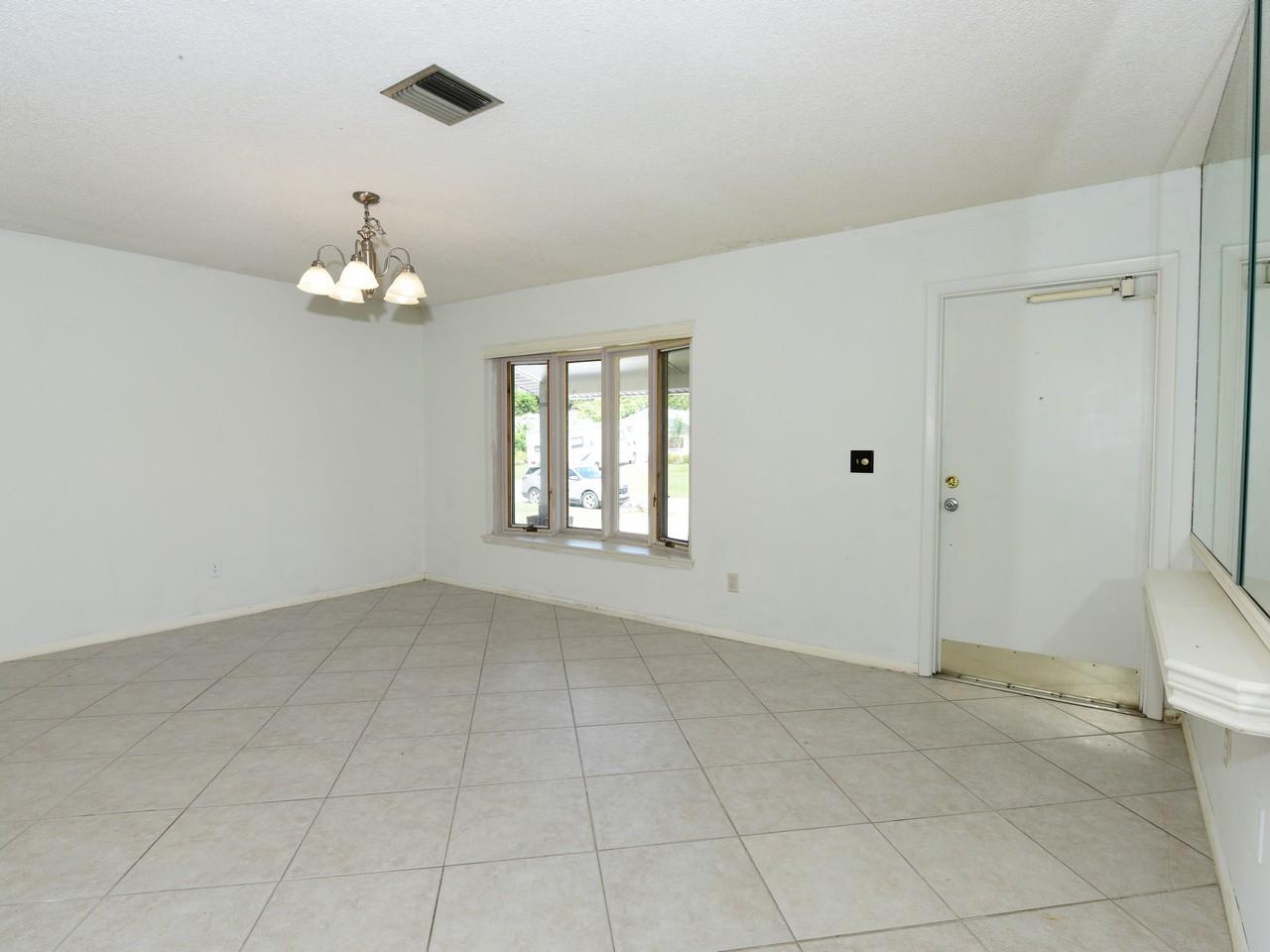 1565 Southeast Pitcher Road Port St. Lucie, FL 34952 - Photo 11 of 20 Pitcher1565-14