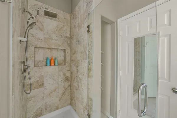 $385,000 | 19314 Cloud Peak Drive, Tomball, TX 77377