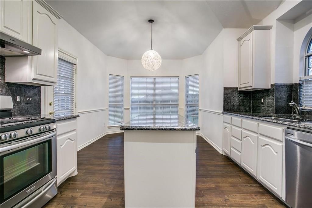 2105 Cardinal Drive Forney, TX 75126 - Photo 2 of 12