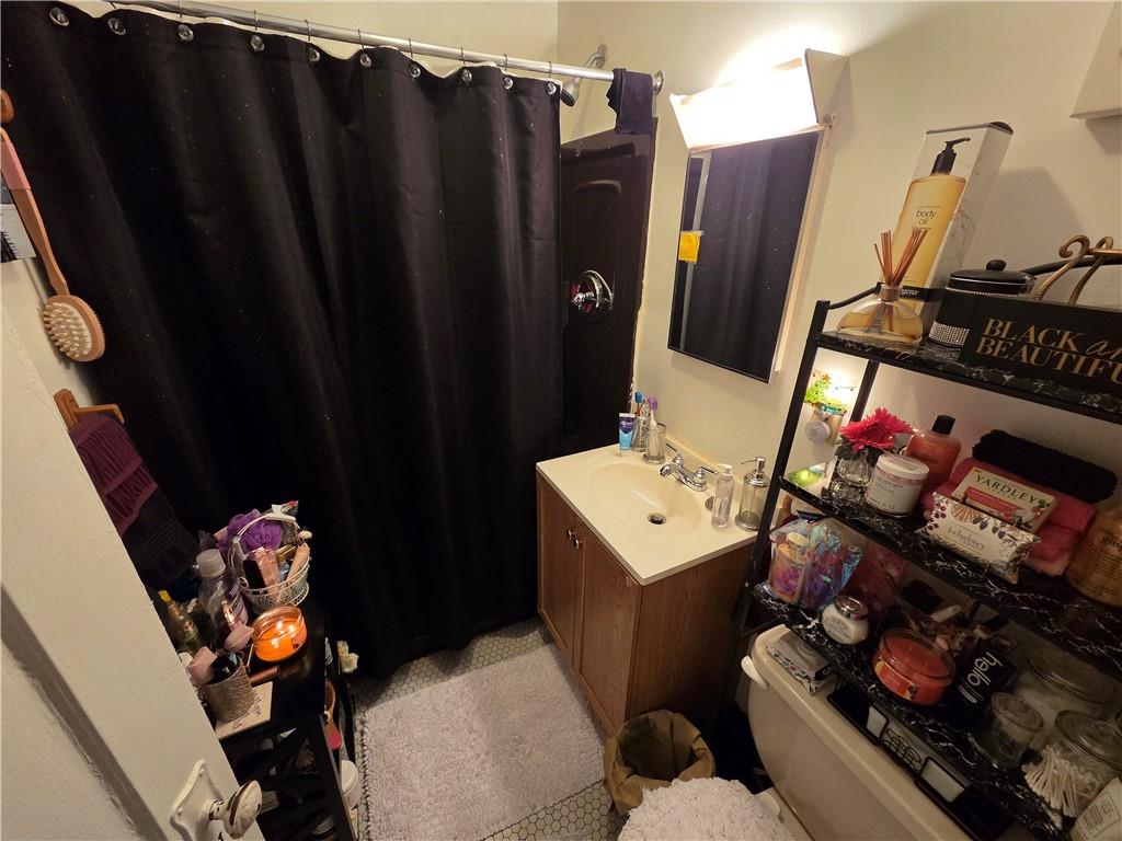 3520 Campus Street Pittsburgh, PA 15212 - Photo 20 of 26 a utility room with dryer and washer