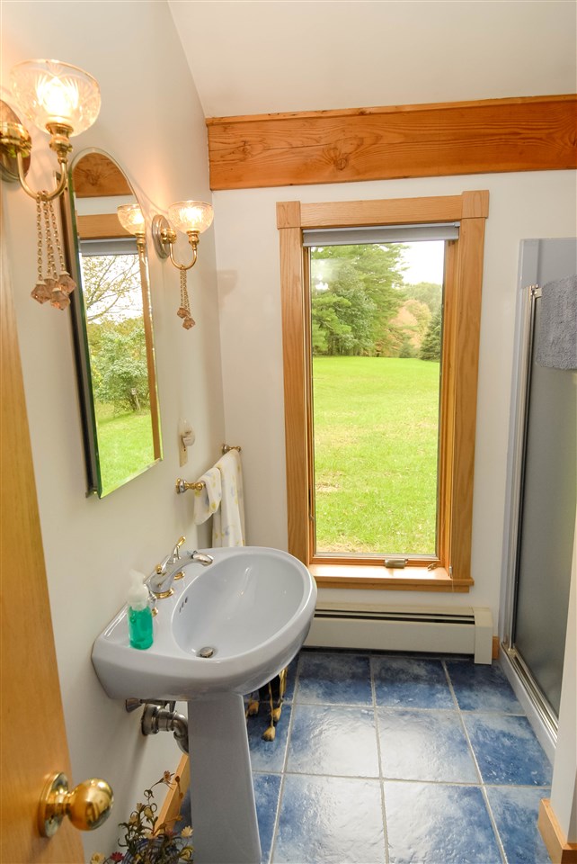 398 North Road Fremont, NH 03044 - Photo 20 of 22