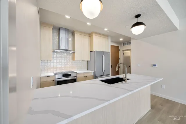 $524,900 | 4340 East Haystack Street, Unit 206, Boise, ID 83716