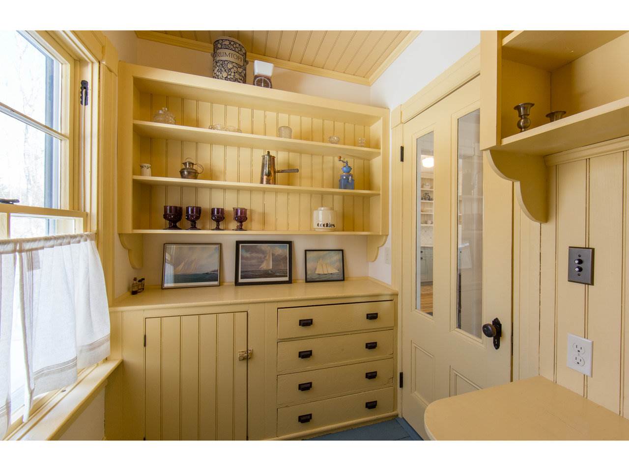 3537 Harbor Road Shelburne, VT 05482 - Photo 6 of 17 Gallery Image 6