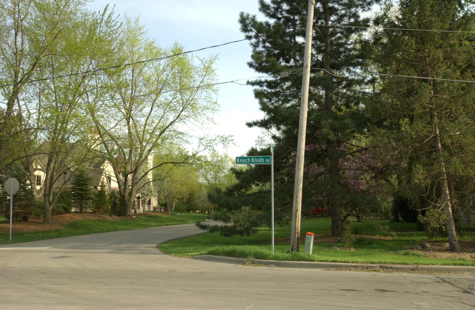 27W111 Knoch Knolls Road Naperville, IL 60565 - Photo 2 of 21