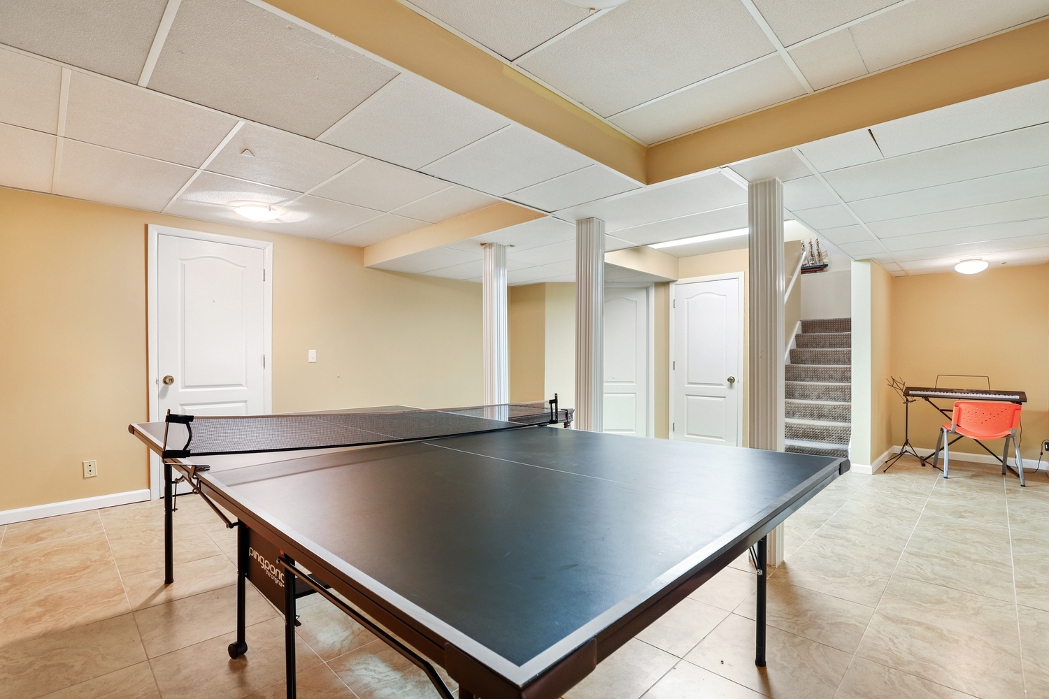 1004 Hamlet Road Naperville, IL 60564 - Photo 18 of 33