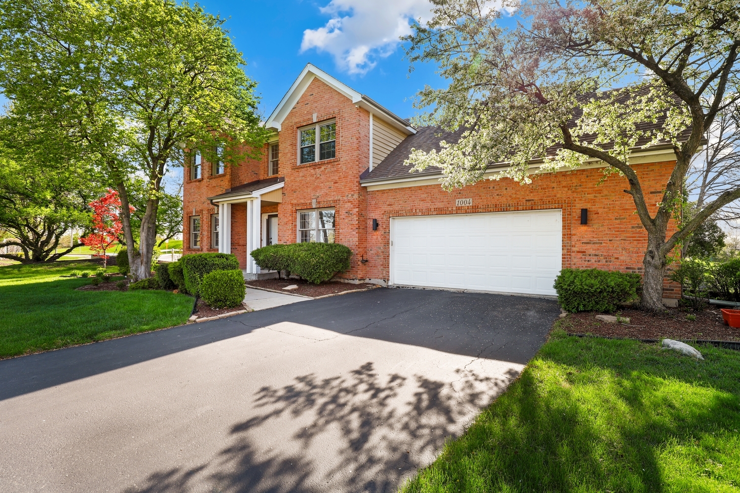 1004 Hamlet Road Naperville, IL 60564 - Photo 2 of 33