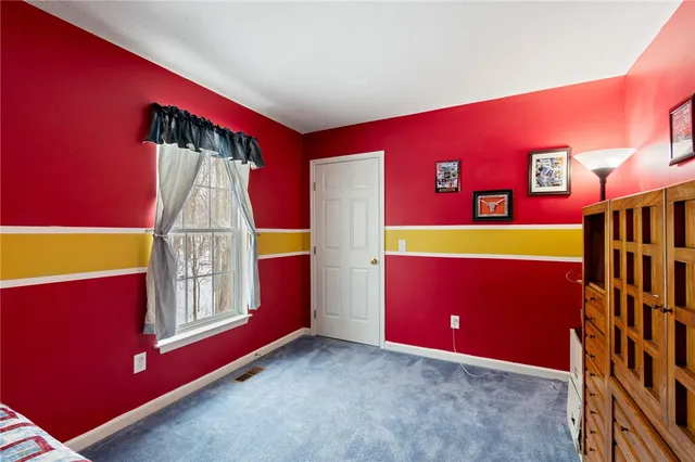 $399,900 | 1045 Fawn Wood Drive, Webster, NY 14580