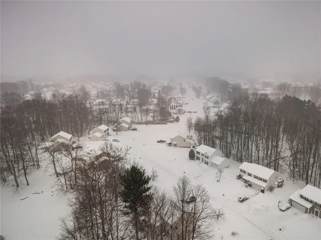 $399,900 | 1045 Fawn Wood Drive, Webster, NY 14580