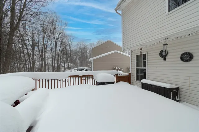 $399,900 | 1045 Fawn Wood Drive, Webster, NY 14580