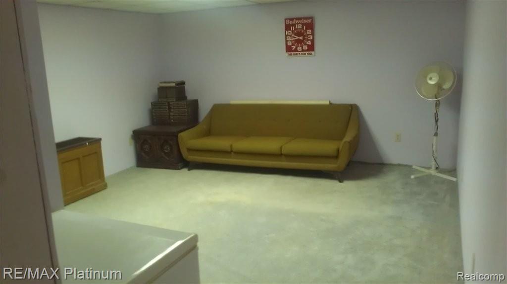 10061 Fish Lake Road Holly, MI 48442 - Photo 11 of 14 office
