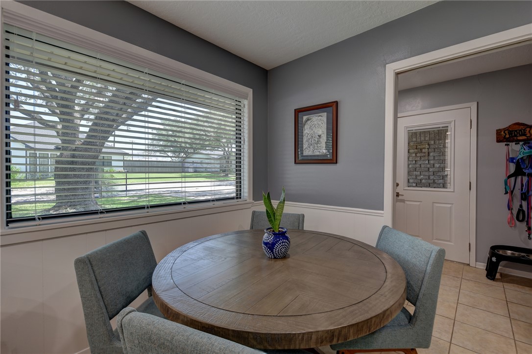 1600 Pecan Street Brenham, TX 77833 - Photo 25 of 33 Dining space featuring a healthy amount of natural lighting