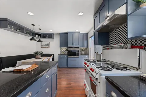$1,100,000 | 1710 Grant Avenue, Unit 20, Redondo Beach, CA 90278