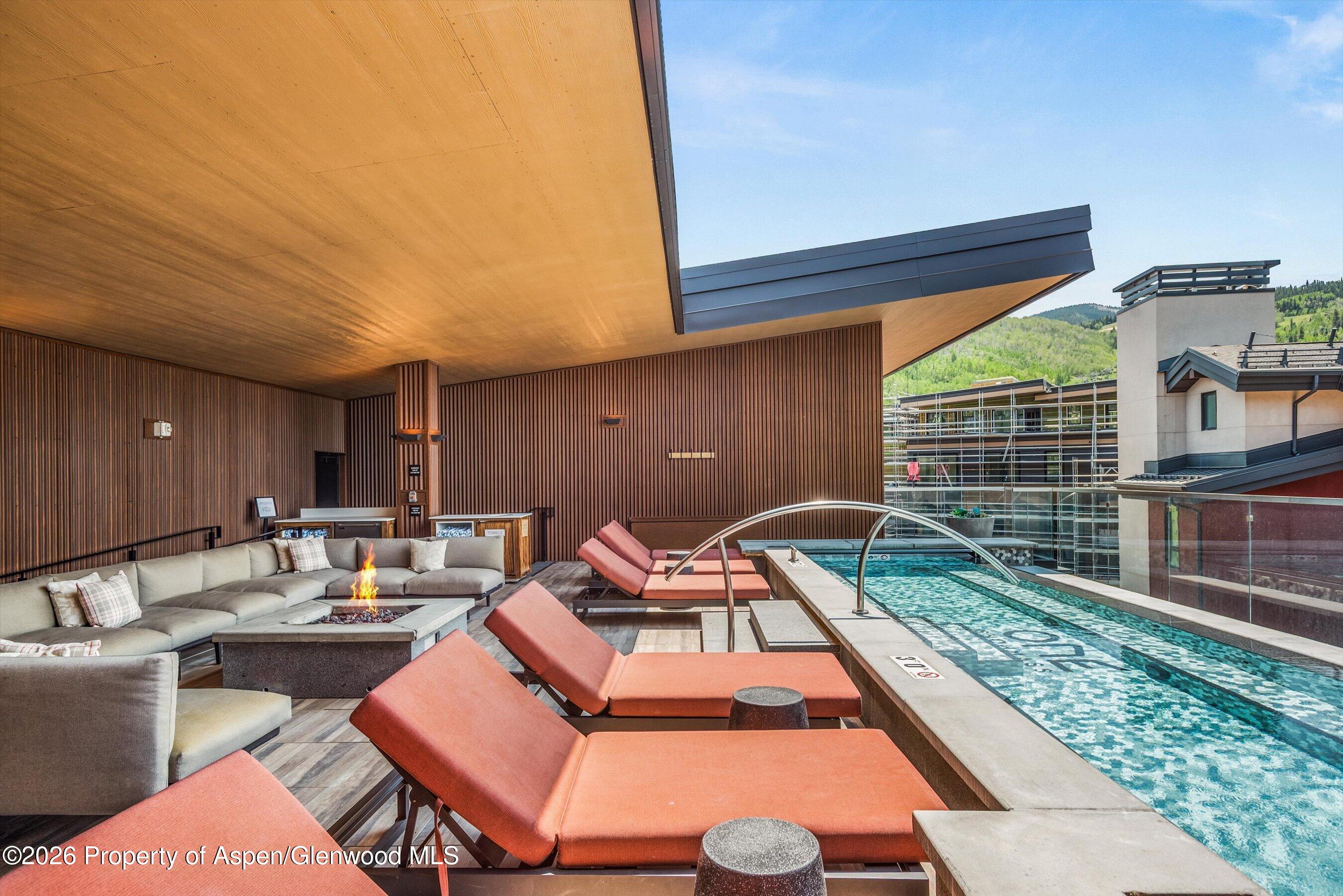 77 Wood Road, Unit 404 EAST Snowmass Village, CO 81615 - Photo 22 of 27 Sky Terrace Spa Pool